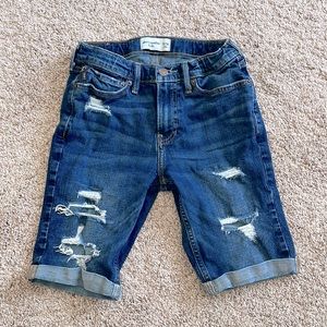 Distressed Abercrombie shorts boys 13/14